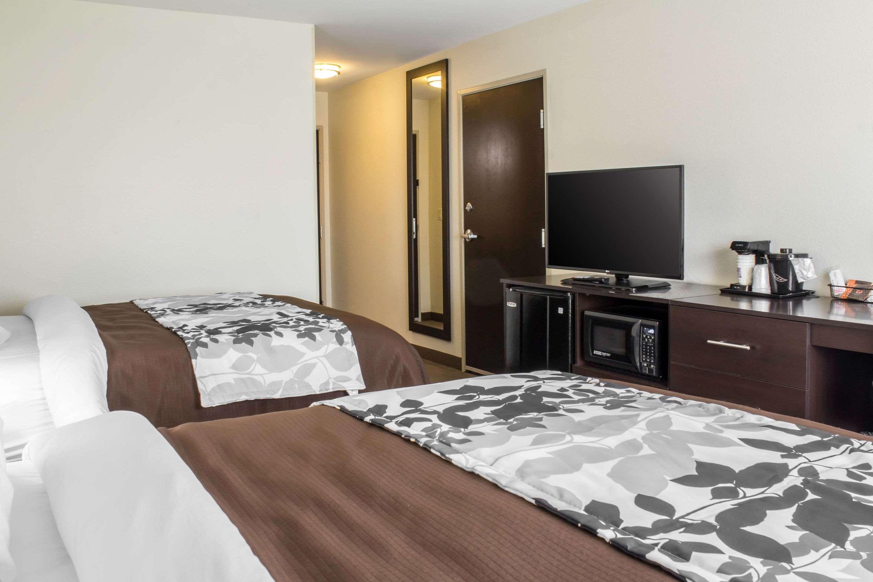 Sleep Inn & Suites Lincoln University Area Buitenkant foto