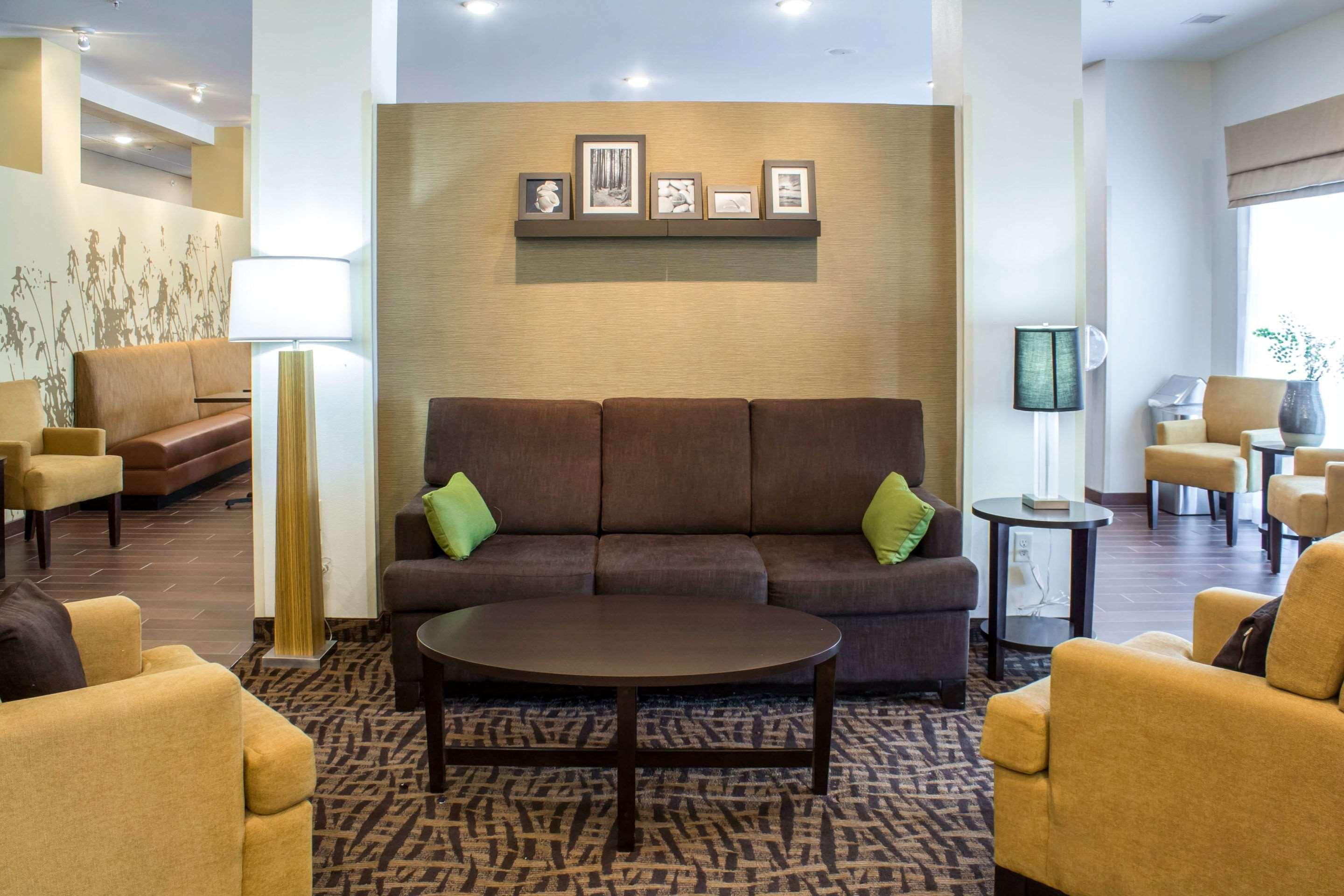 Sleep Inn & Suites Lincoln University Area Buitenkant foto