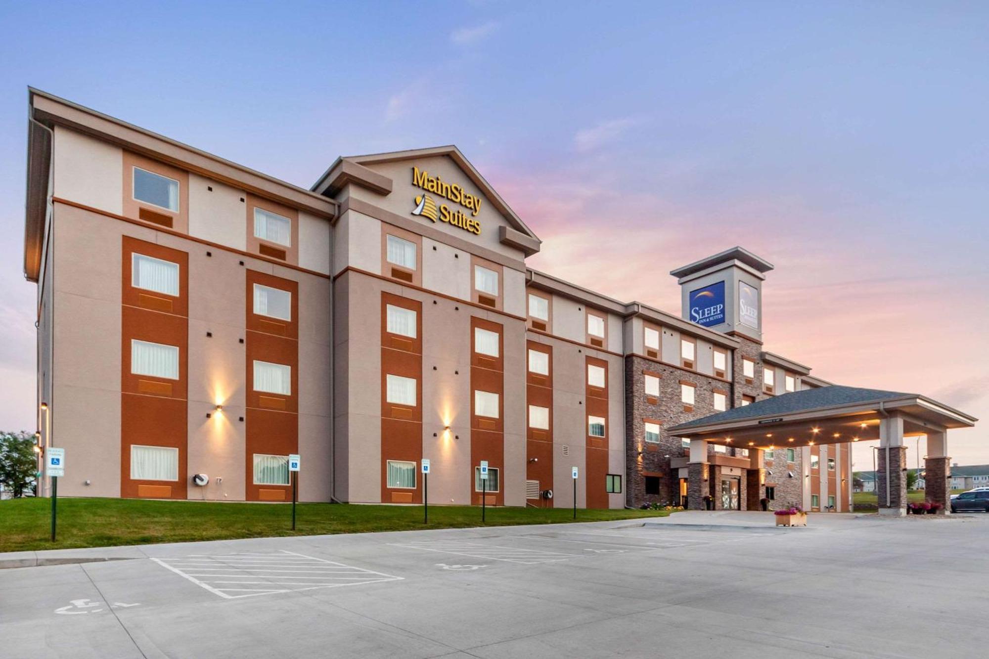 Sleep Inn & Suites Lincoln University Area Buitenkant foto
